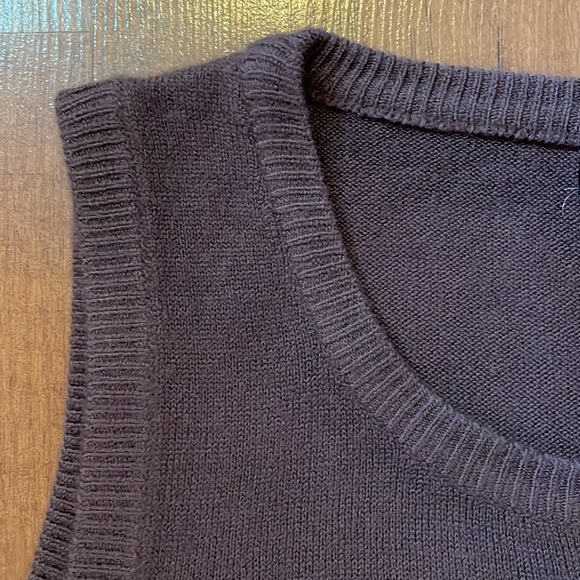 SML Design brown vest. - Picture 5 of 5